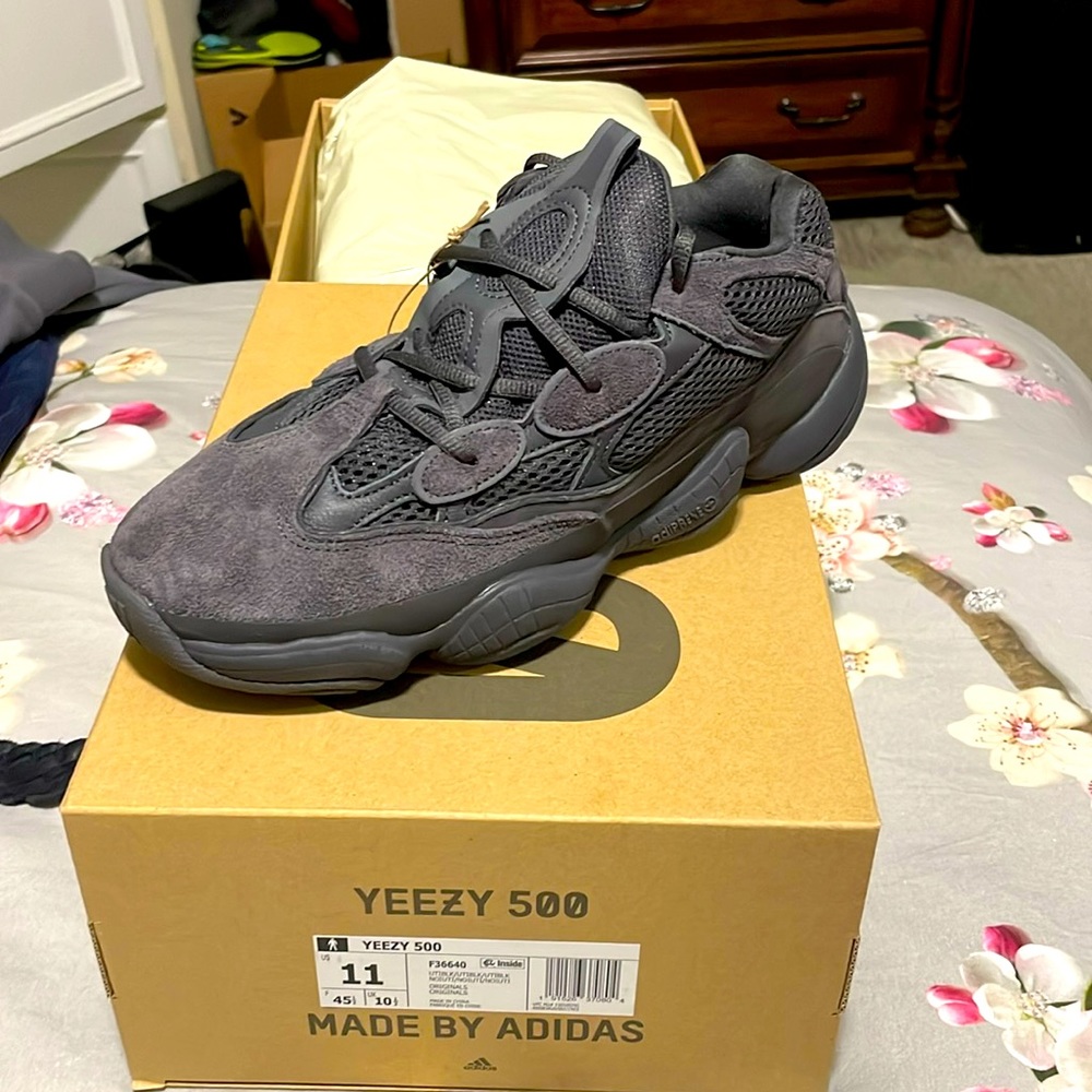 Yeezy 500 Utility Black